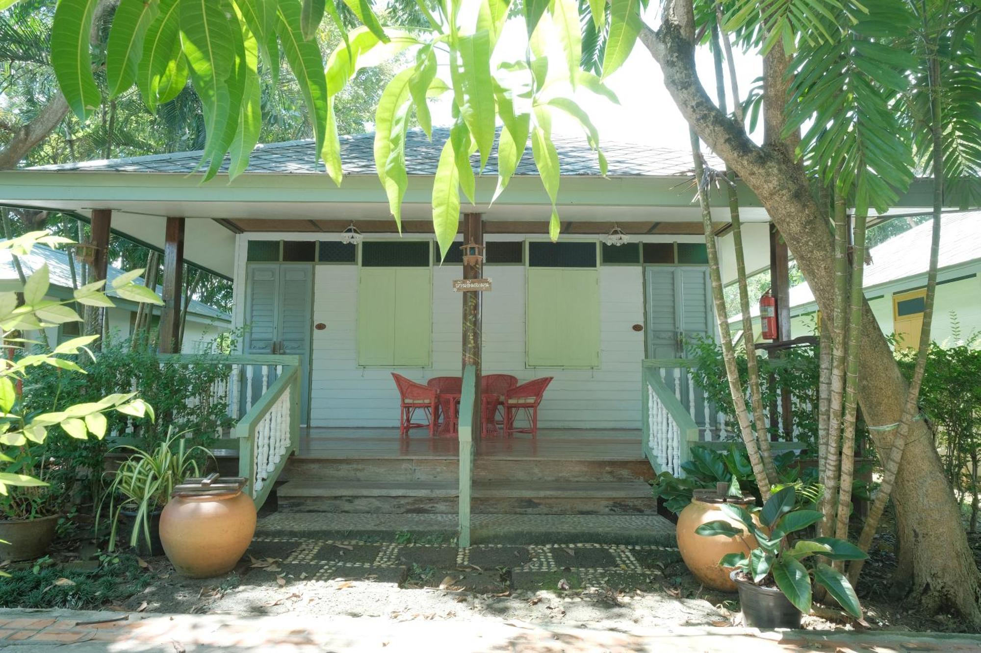Baan Imm Sook Resort Chao Lao Beach Exterior photo