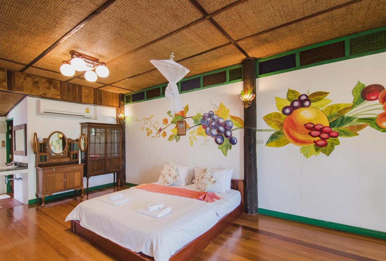 Baan Imm Sook Resort Chao Lao Beach Exterior photo